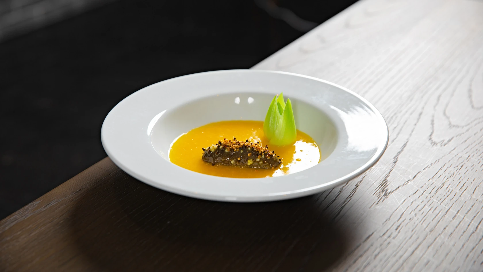 Mango Puree Dessert Garnish